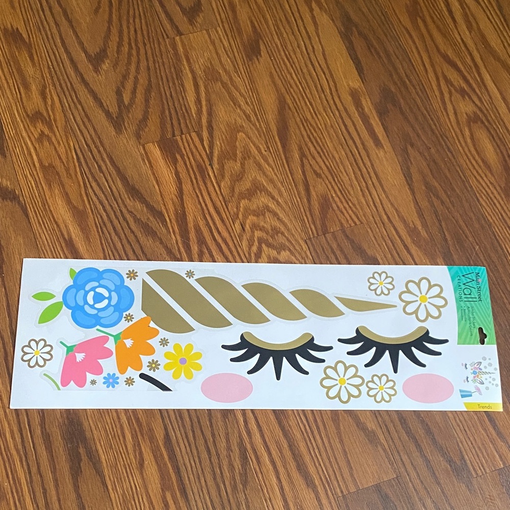 Main Street Wall Creations/Unicorn Easy On! Easy Off!  Stickers (NEW)